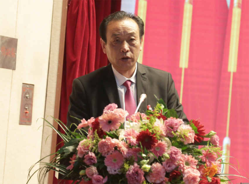 安博手机版app第一届党委班子选举大会---宝润实业集团党委常委、纪委副书记郑军同志作纪委工作报告